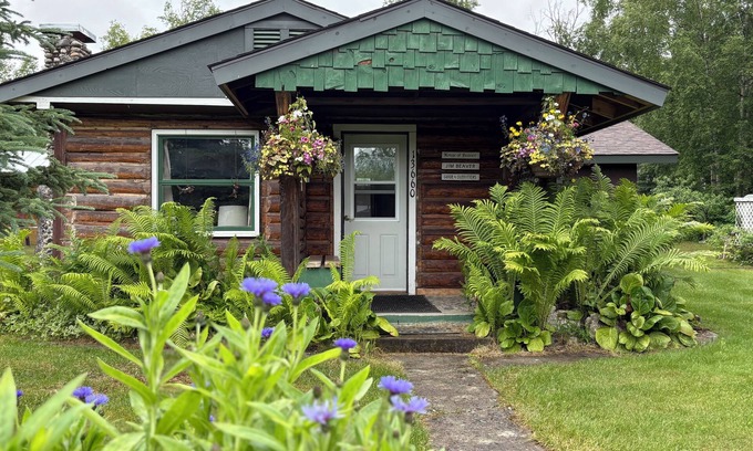 Talkeetna Cabina | Amazing 2-bedroom cabin in downtown Talkeetna