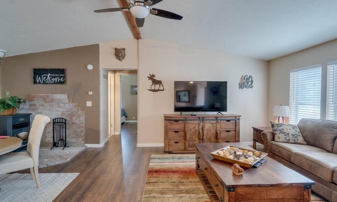 Munds Park Chalet De Esquí | Amazing 3 Bed, 2 Bath Cabin between Flagstaff & Sedona