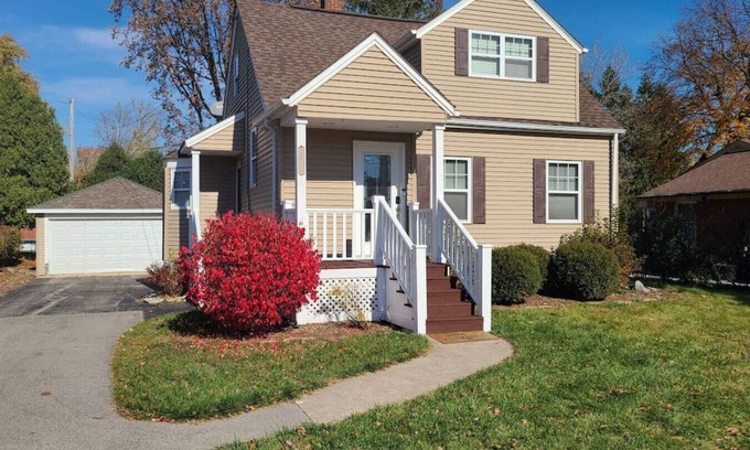Glendale Casa | Amazing 3 bedroom home, perfect for families!