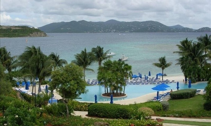 Nazareth Condominio | Amazing 3 bedroom Villa at the Ritz-Carlton Residences in St. Thomas