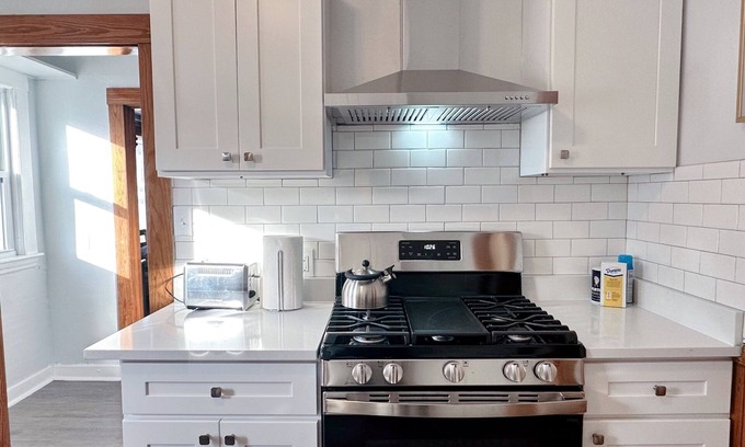 Watertown Condominio | Amazing 3-bedrooms condo near Cambridge and Boston College with AC, Parking