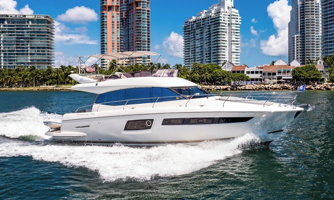 Keystone Point Alquiler De Eote | Amazing 3 bedrooms luxury yacht in North Miami