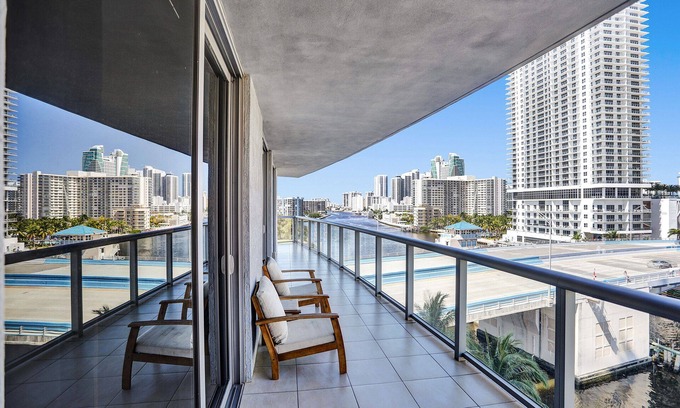 Hallandale Beach Apartamento | AMAZING 3BD CONDO BEACHWALK RESORT