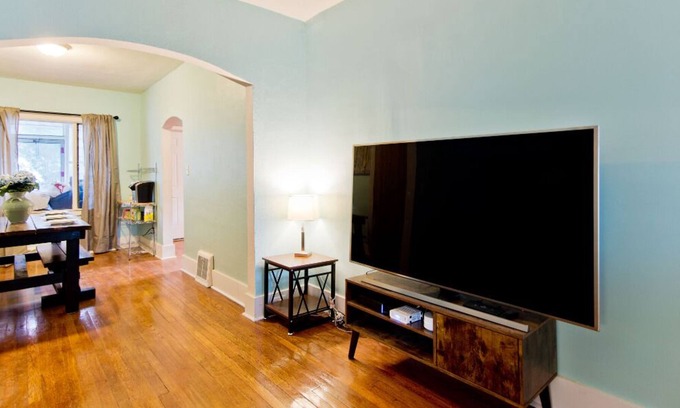 Ferndale Apartamento | Amazing 5 Bedroom Downtown Ferndale House