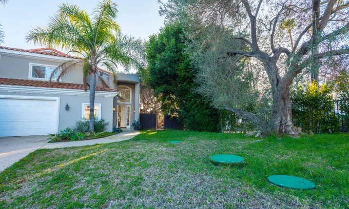 Central Malibu Casa | Amazing 6 bedrooms 2 Min to PCH and the beach!