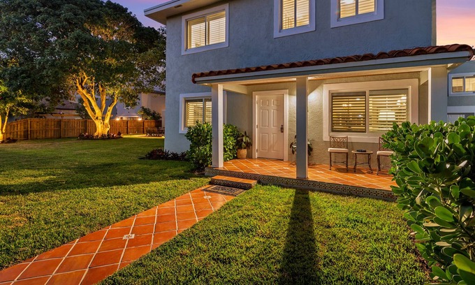 Poiciana Park II Casa | Amazing 8 Bedroom, 5 Bath