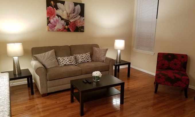 Allegheny-West Condominio | ¡NUEVO! Allegheny West Luxury Condo