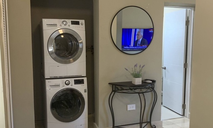 North Miami Beach Apartamento | Amazing Apartment close to the Beach ,mall ,Park and more