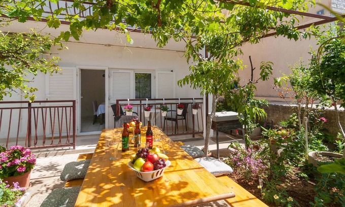Dugi Rat Apartamento | Increíble apartamento en Dugi Rat con.