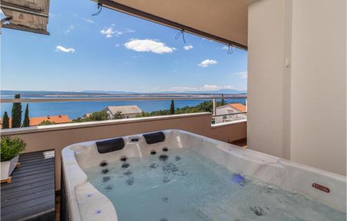 Dramalj Apartamento | Amazing Apartment In Dramalj With Wifi