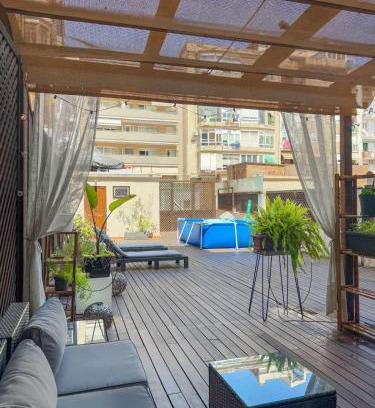 el Camp d'en Grassot i Gracia Nova Apartamento | Amazing central home with large terrace & pool