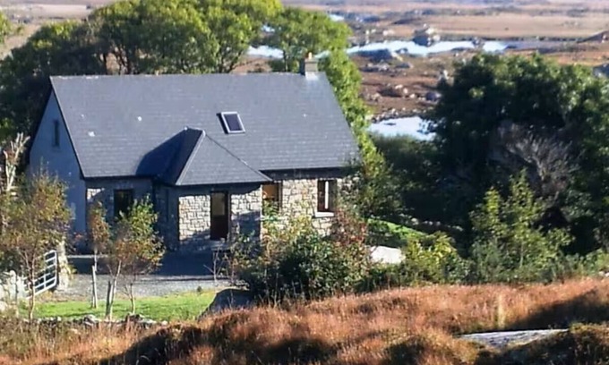 Rosmuck Casa | Amazing Connemara Cottage A haven of peace and tranquillity.