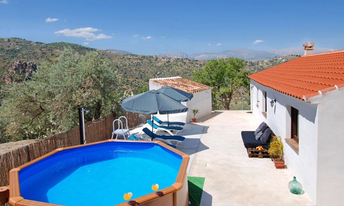 Comares Villa | Casa de campo increíble (7P)-piscina-mascotas - naturalez -privado-WIFI-airco