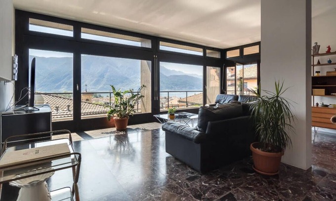 Massagno Apartamento | amazing design apartment with balcony overlooking the lake with private garage