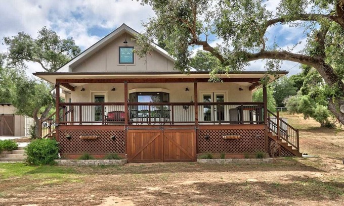Fallbrook Casa | Amazing escape! Private pond+yard games+EV charger