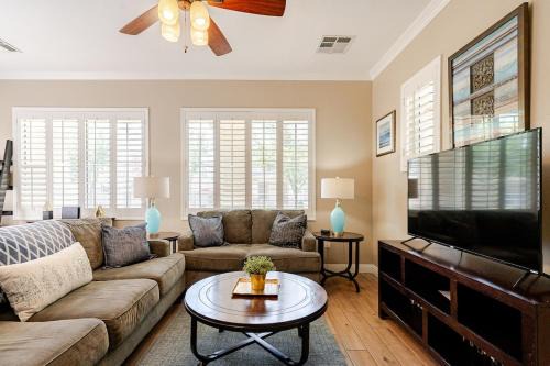 The Gardens Casa | Amazing Gilbert home 3 Bed 2 and half Bath sleeps 8 2 car garage