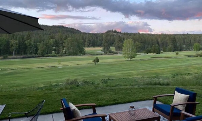 Graeagle Casa | Amazing Golf Course and Mountain Views