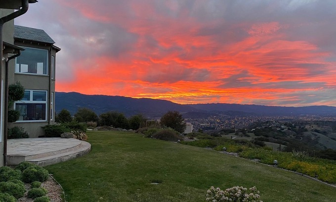 South San Jose Casa | Amazing Hillside Retreat 6 bedrooms, 7.5 baths