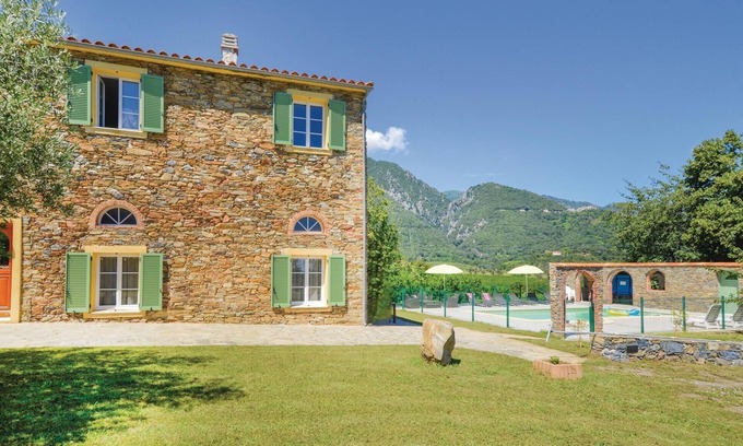 Santa-Maria-Poggio Casa | Increíble casa en Santa Maria Poggio