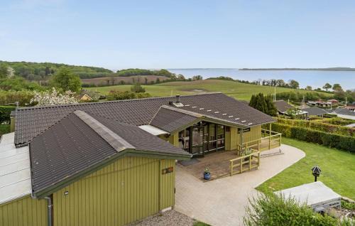Aabenraa Casa | Amazing Home In Aabenraa With Kitchen