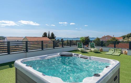 Drage Casa | Amazing Home In Drage