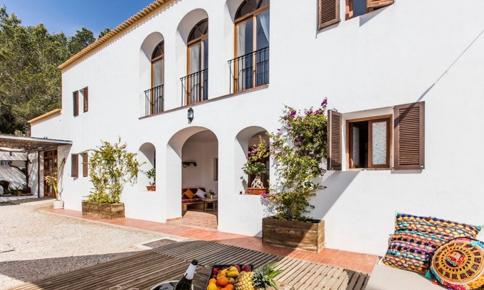 Santa Eulalia del Río Casa | Increíble casa en Santa Gertrudis