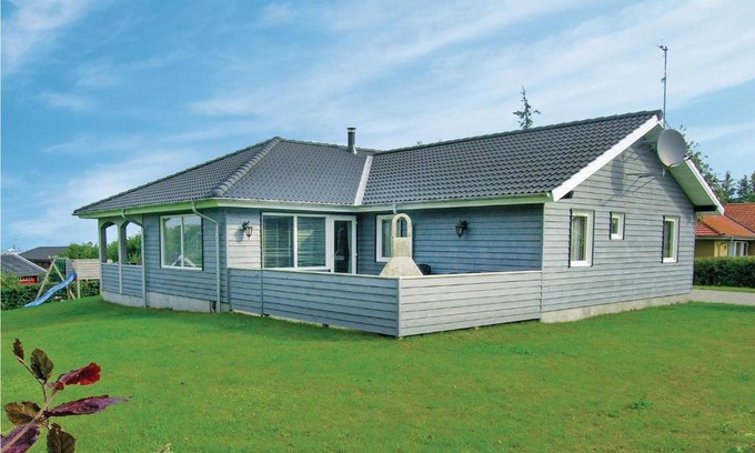 Bønnerup Strand Casa | Amazing Home In Glesborg With Wifi, Private Swimming Pool And Outdoor Swimming Pool