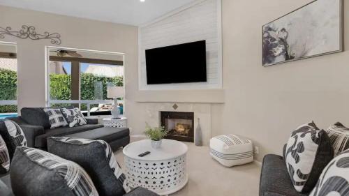 Village One Casa | Amazing Home in Great Location wBackyard Oasis