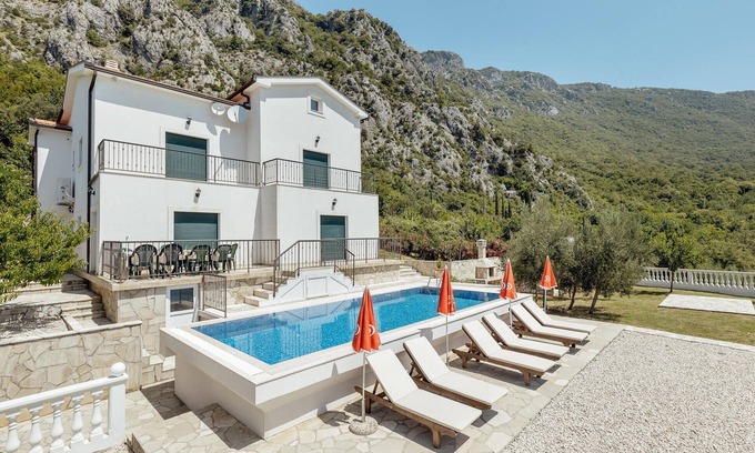 Sasovici Casa | Increíble casa en Herceg Novi con WiFi