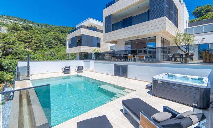 Komarna Casa | Increíble casa en Komarna