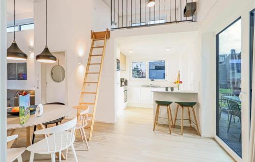 Lembruch Casa | Amazing Home In Lembruchdümmer See