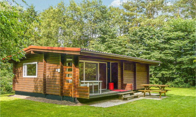 Meppen Casa | Amazing Home In Meppen With Kitchen