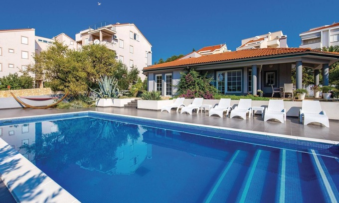 Novalja Casa | Increíble casa en Novalja con WiFi