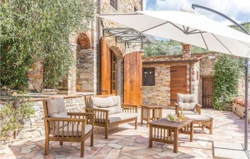 Pieve a Elici Casa | Amazing Home In Pieve A Elici -Lu-