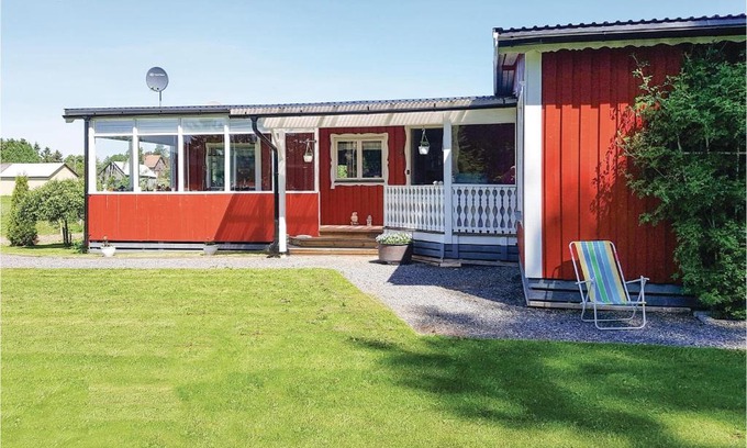 Saffle Casa | Amazing Home In Säffle With Kitchen