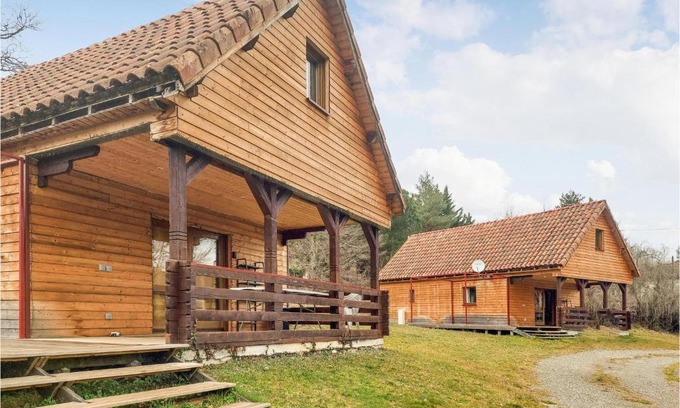 Sainte-Croix-de-Volvestre Casa | Amazing Home In Sainte Croix-Volvestre