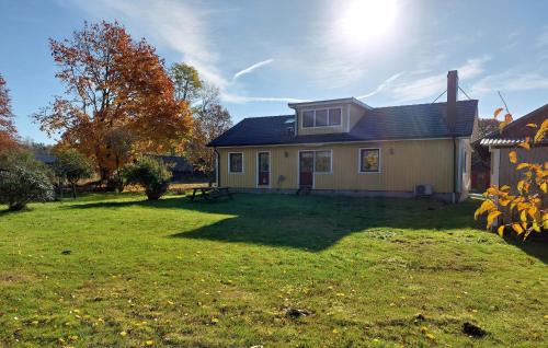 Vastra Torup Casa | Amazing Home In Västra Torup With Wifi