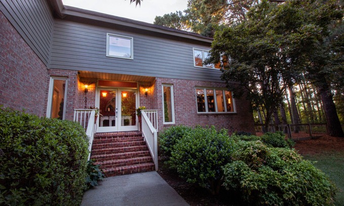 Taylors Casa | Amazing House near mountains -Greenville /Travelers Rest - Hiking Biking Golfing