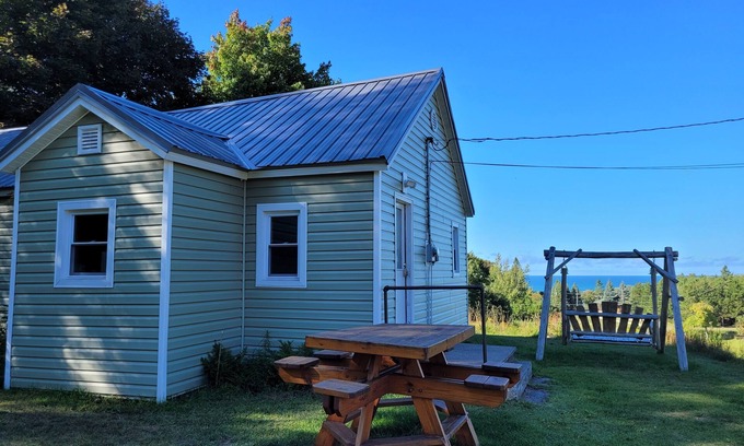Grand Marais Casa | Amazing Lake Superior view from Ridge Road w/2 car heated garage, pet friendly