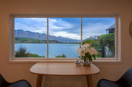 Queenstown Casa | Amazing Lake Views