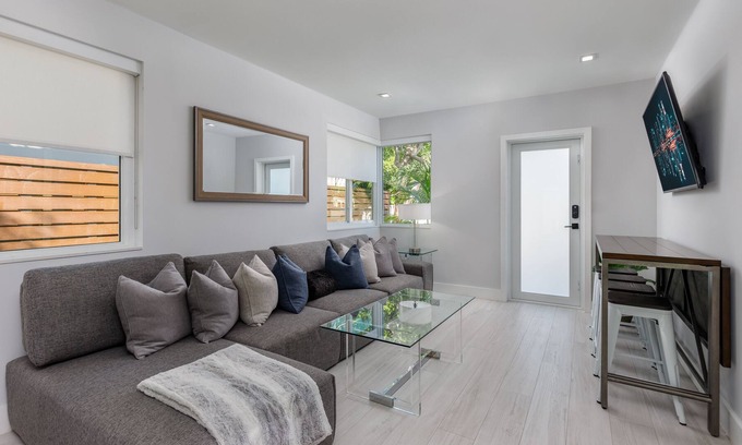 Colee Hammock Casa | Amazing las olas bungalow