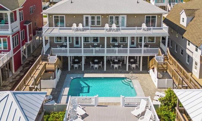 Ocean Isle Beach Casa | 6 habitaciones frente al mar con piscina y ubicación perfecta