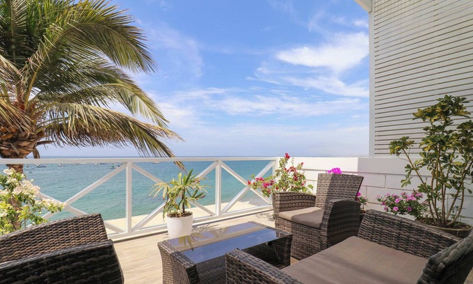 Las Pocitas Apartamento | Amazing Loft With Spectacular Ocean View