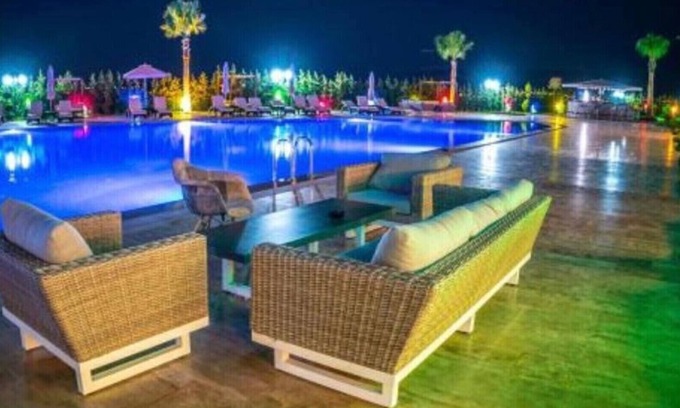 Trikomo Apartamento | Increíble lujoso apartamento de 2 dormitorios en una residencia de 5 estrellas
