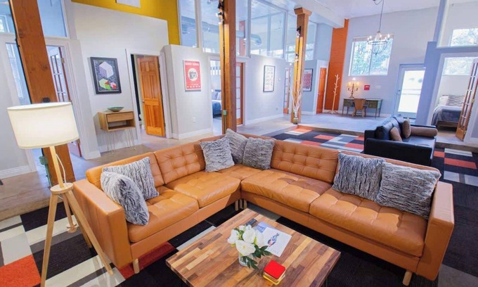 Cole Casa | Trendy Modern Loft in Denver’s Rino Art District