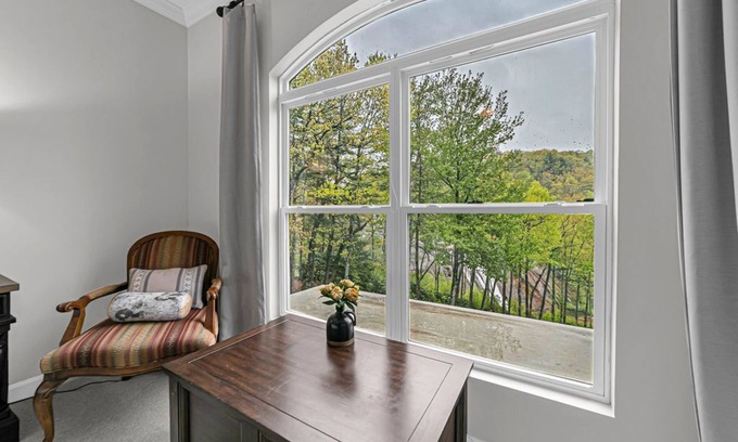 Lake Toxaway Condominio | AMAZING MOUNTAIN FALLS RETREAT 3BR/2