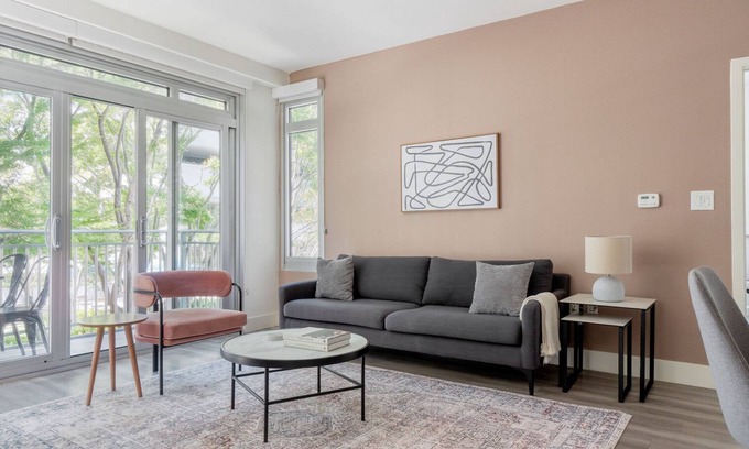 Mountain View Apartamento | Amazing Mountain View 2BR w/ BBQ, Lounge & Roof, nr Shops, by Blueground