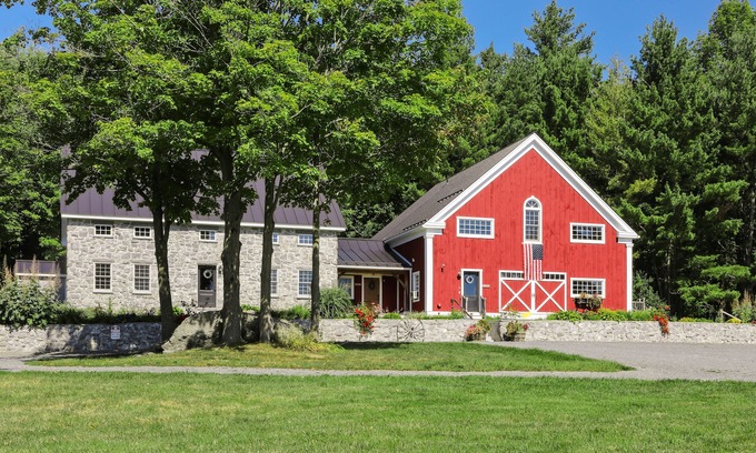 Fairfax Casa | Increíble propiedad de múltiples edificios para reuniones familiares, retiros, bodas, otros