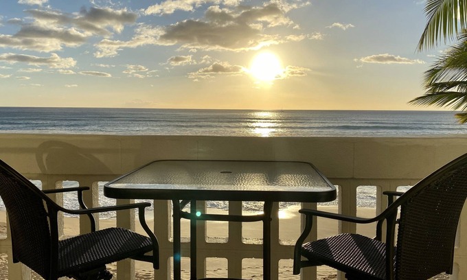 Makaha Condominio | Increíble condominio frente al mar !!