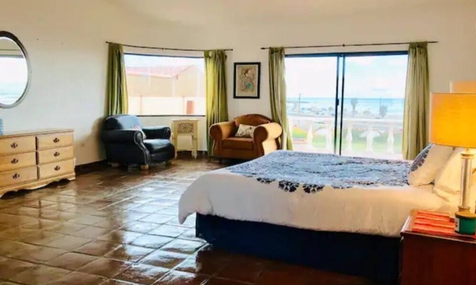 La Fonda Casa | Amazing Ocean view Home Steps from Beach